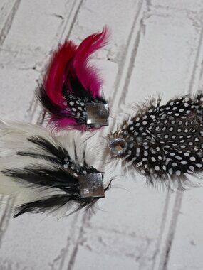 🦚 Feather Hair Clips / Brooches · 4.25" Tall · NWOT · Set of 3